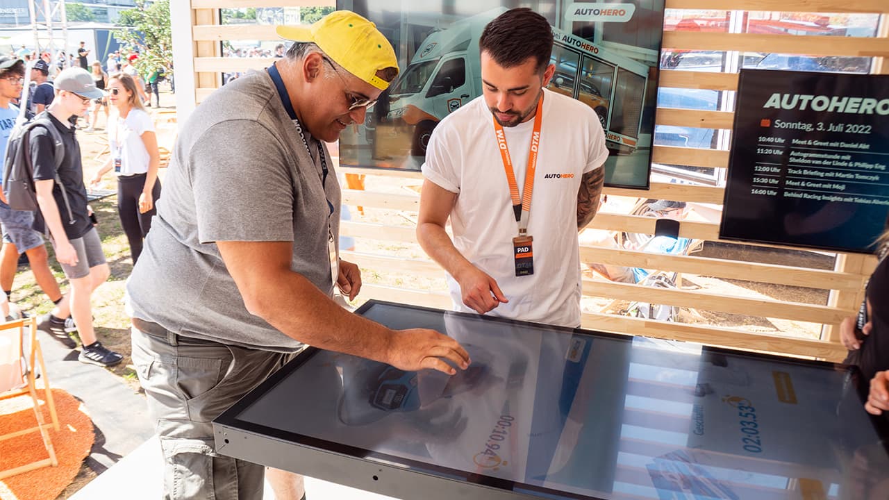 Interaktive Spiele am Multitouch Table Interaktive Spiele am Multitouch Table