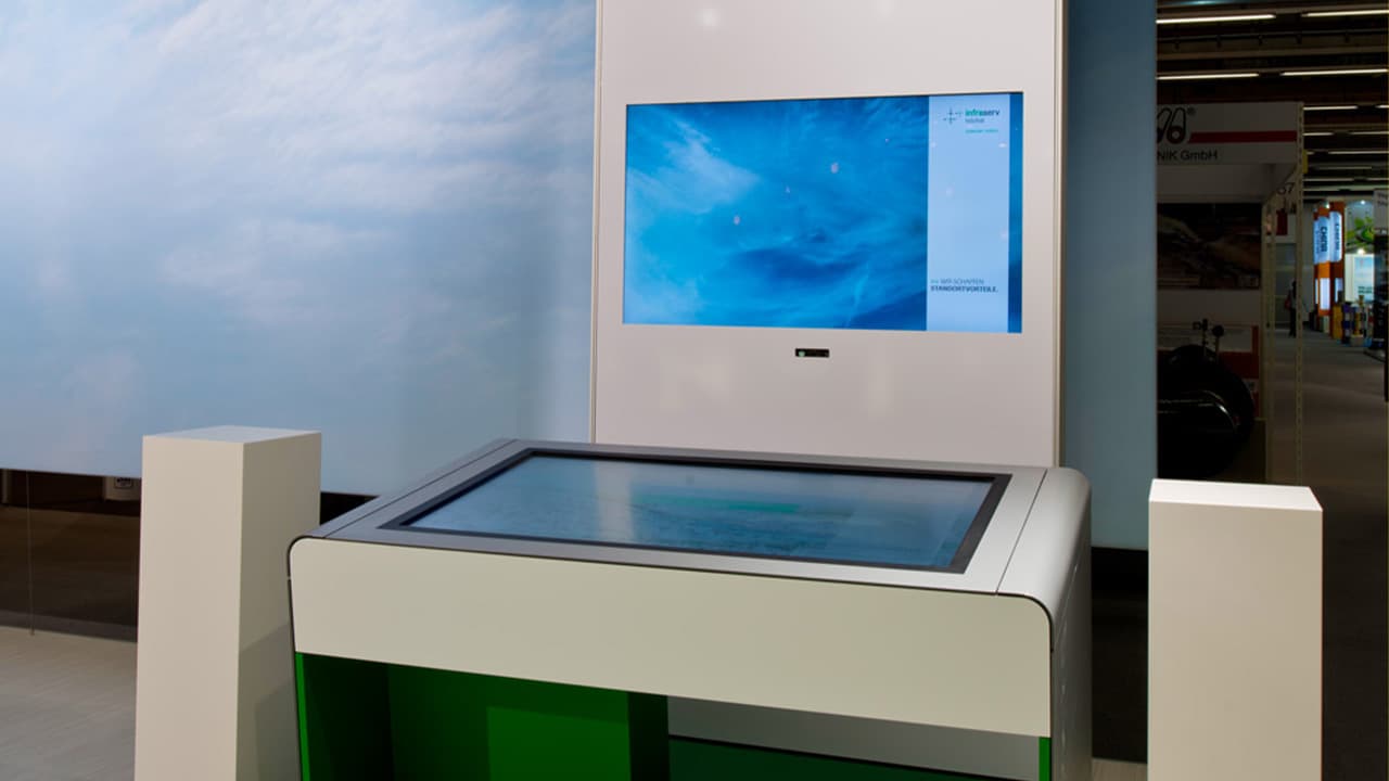 Kinect Kamera mit Kinect Kamera und Screen Kinect Kamera mit Kinect Kamera und Screen